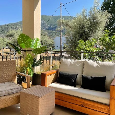 Kl Suites Lefkada - Feel At Home New Boho Apartment 400M From Beach Nidri Town Center Exterior photo