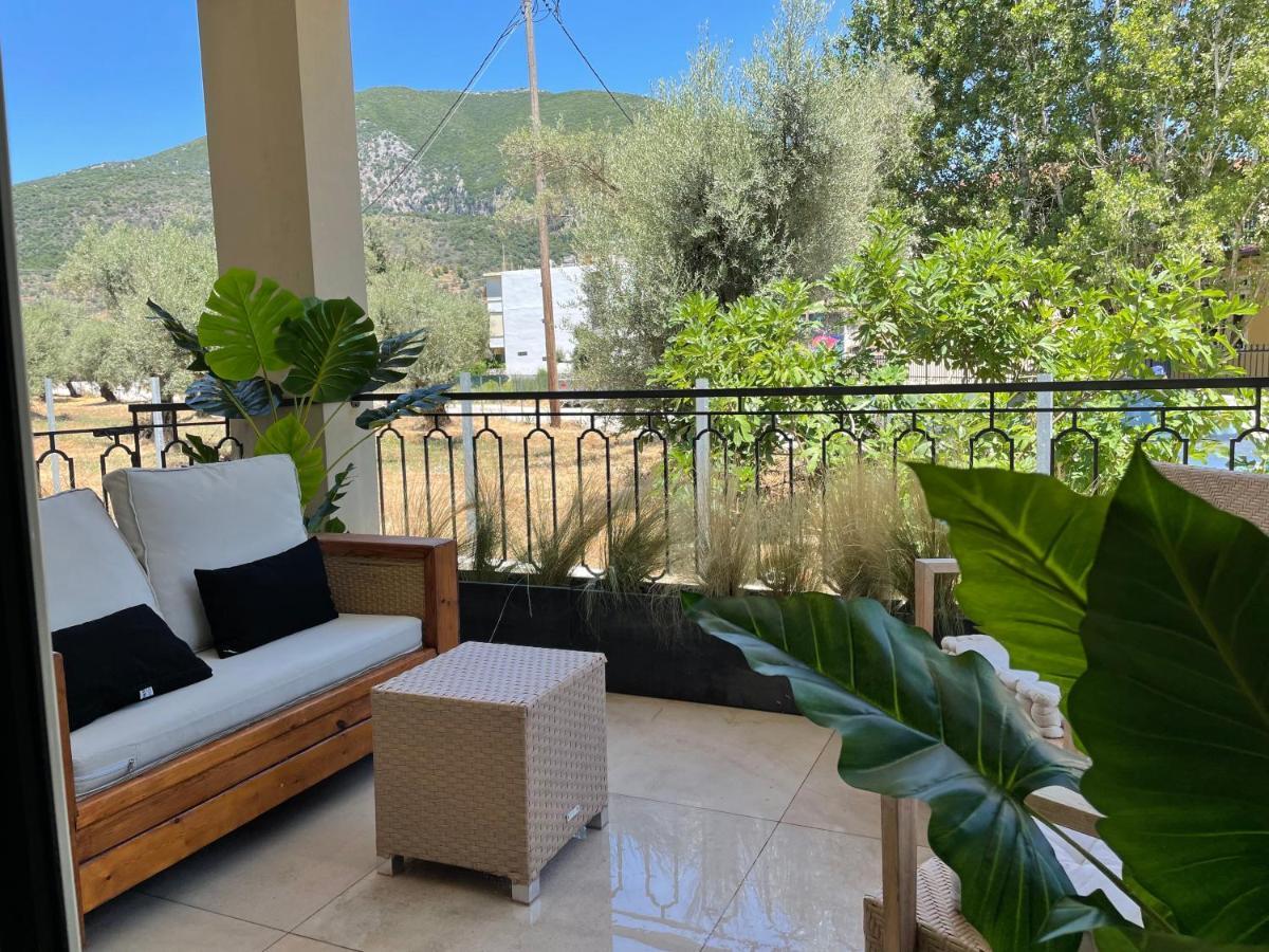 Kl Suites Lefkada - Feel At Home New Boho Apartment 400M From Beach Nidri Town Center Exterior photo